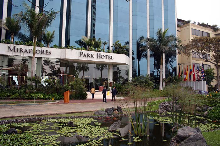 Miraflores Park Plaza